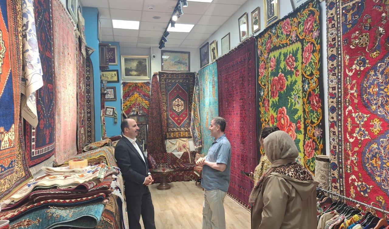 Başkan Altay şehir merkezinde esnafları ziyaret etti