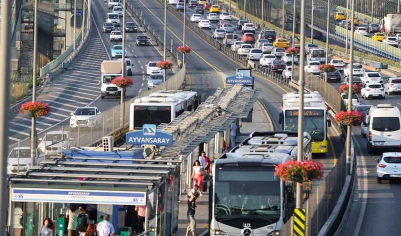 1 Mayıs ve 19 Mayıs’ta Toplu Taşıma Ücretsiz mi? Hangi Hatlar Bedava Olacak? Marmaray, Metro, Başkentray ve İZBAN 1 Mayıs’ta Ücretsiz mi?
