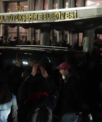 İBB’ye yönelik yolsuzluk soruşturmasında 52 şüpheli adliyeye sevk edildi