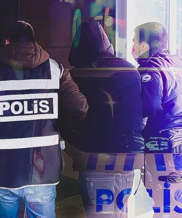1 Mayıs’ı provoke edebilecek kişilere yönelik iki ayrı operasyonda 22 şüpheli yakalandı