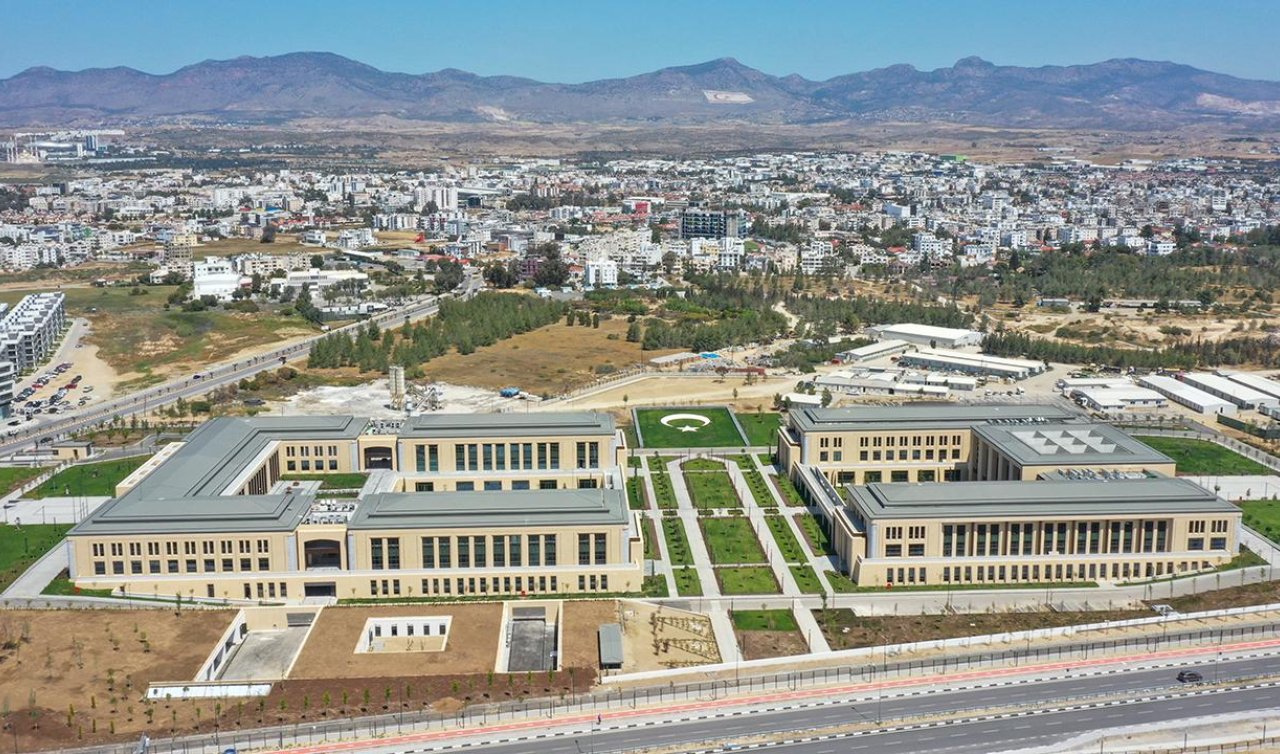 KKTC Cumhuriyet Yerleşkesi açıldı