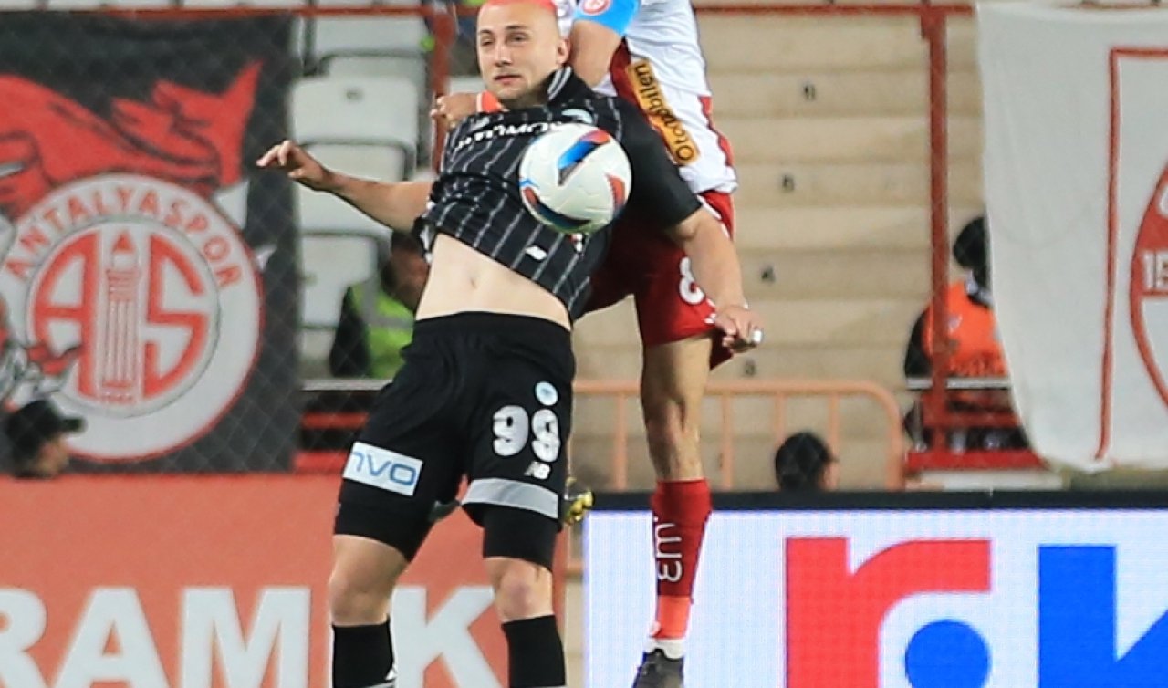 Tümosan Konyaspor Teknik Direktörü Recep Uçar; “Penaltıyı kendisi istedi’’