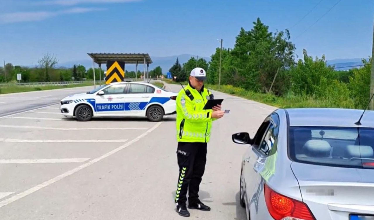 Helikopter ve dron denetimleriyle 37 bin 56 araca/sürücüye işlem yapıldı