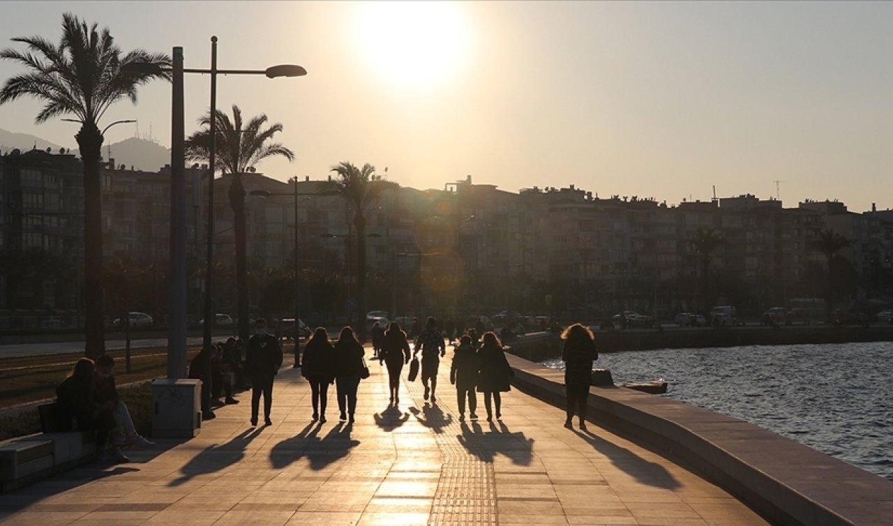 HAVA DURUMU TAHMİNLERİ İL İL | Bugün hava nasıl olacak? İstanbul’da yağmur var mı? Meteoroloji duyurdu: Sıcaklıklar artacak!