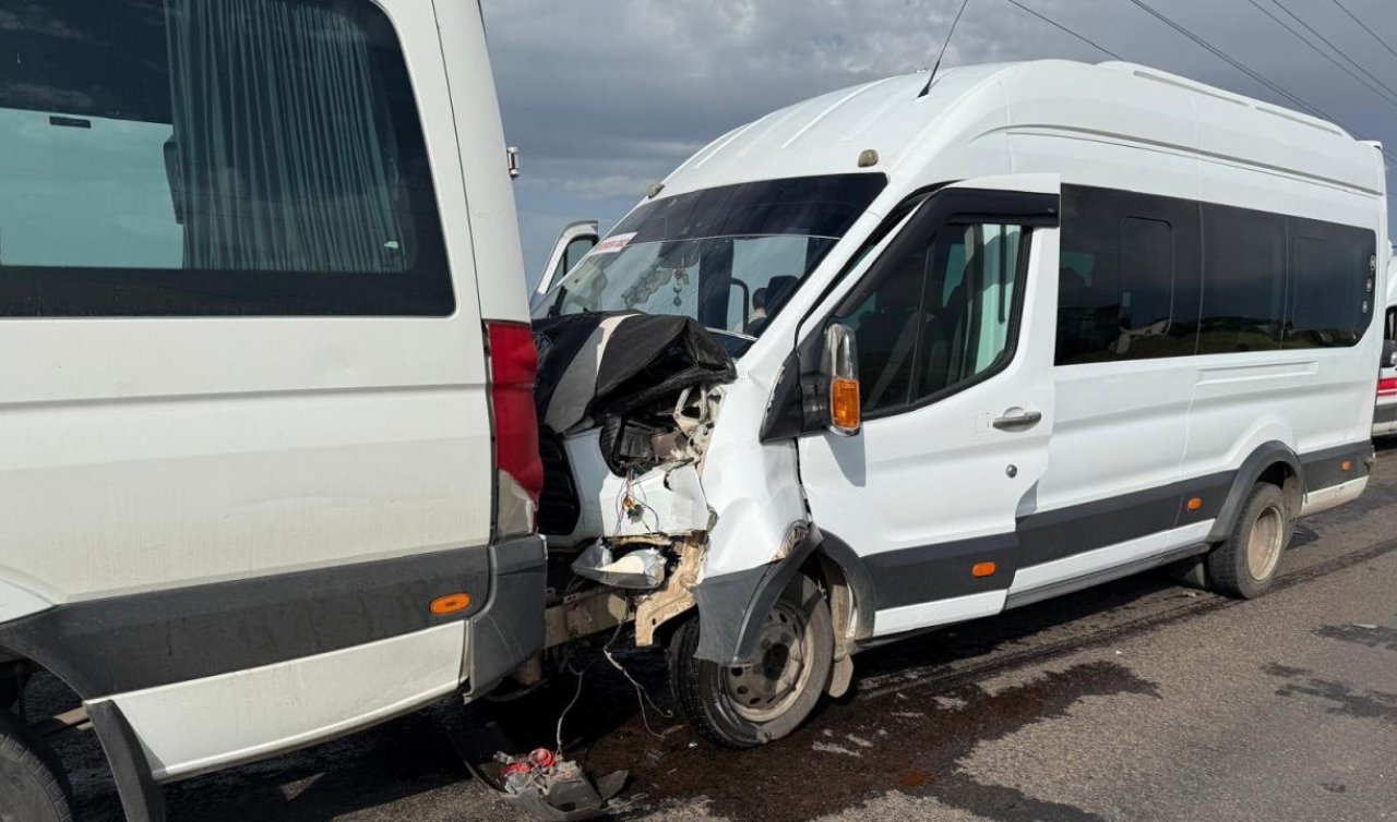 Öğretmenleri taşıyan servisler çarpıştı: 28 yaralı