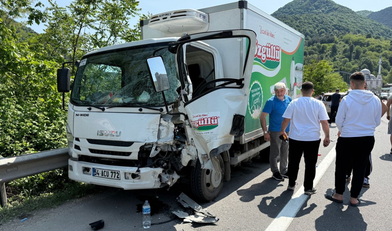 Kamyonet cipe arkadan çarptı; 2 yaralı