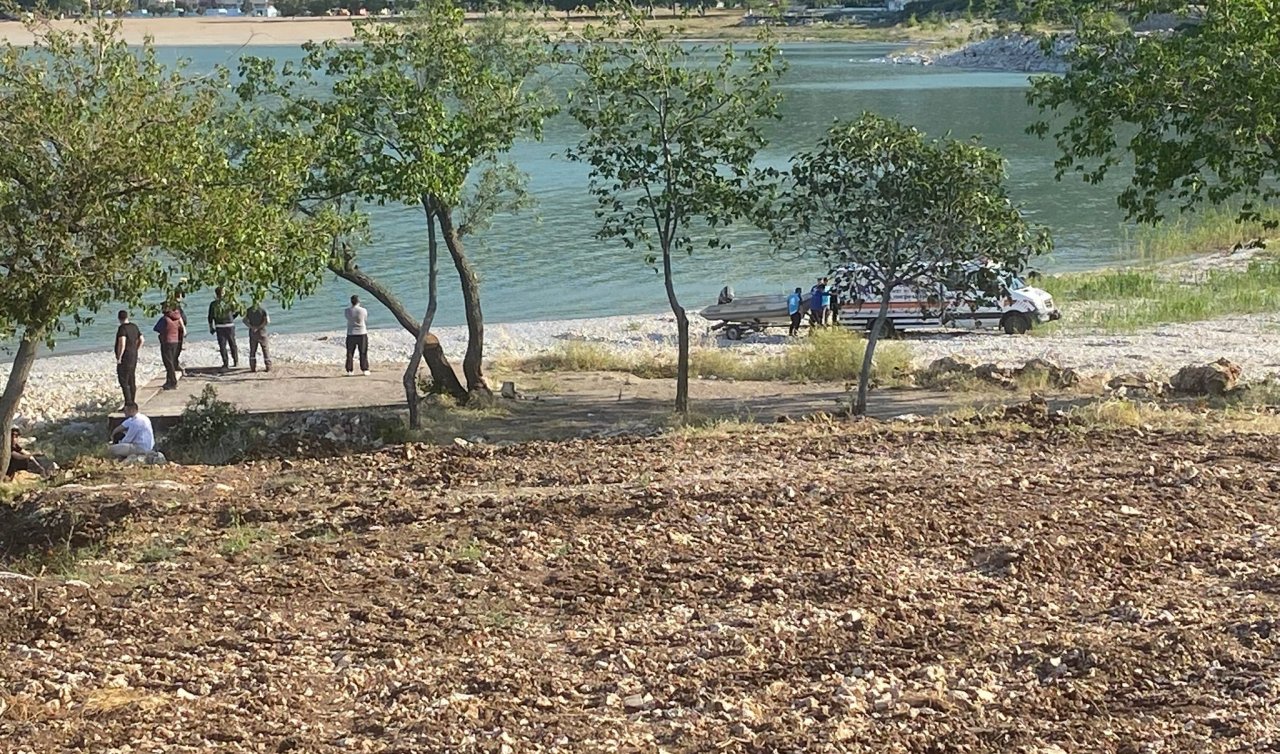 Serinlemek için girdiği Gölden cansız bedeni çıktı