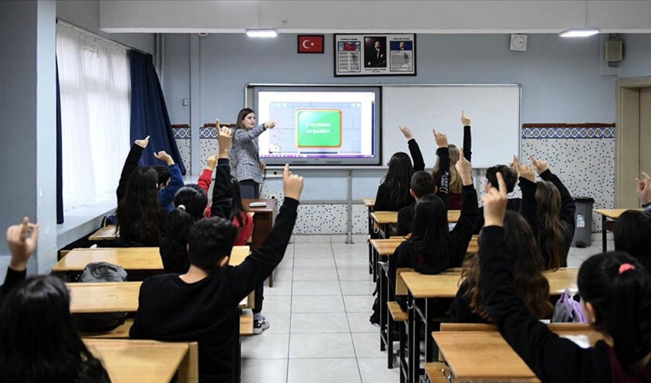 2025 Kurban Bayramı: 5 Haziran tatil mi, arefe günü okul yarım gün mü? 