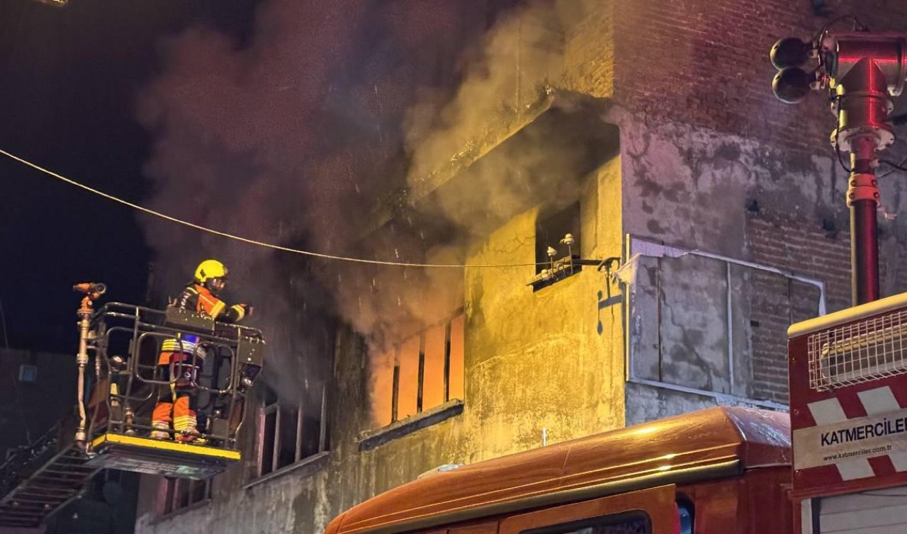 3 katlı binada çıkan yangında 1 kişi hayatını kaybetti