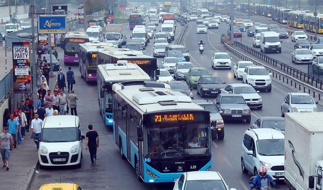Otobüsler bugün çalışıyor mu, özel halk otobüsleri kaç gün çalışmayacak? 22 Mayıs 2025 Bugün özel halk otobüsleri çalışmıyor mu? Otobüsler neden çalışmayacak?