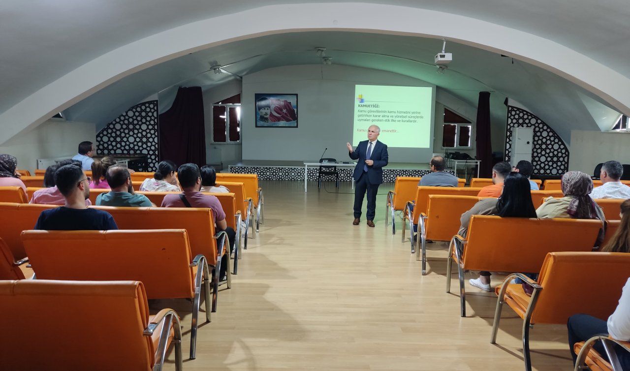 Kulu’da Öğretmenlere Etik Eğitimi Semineri Düzenlendi