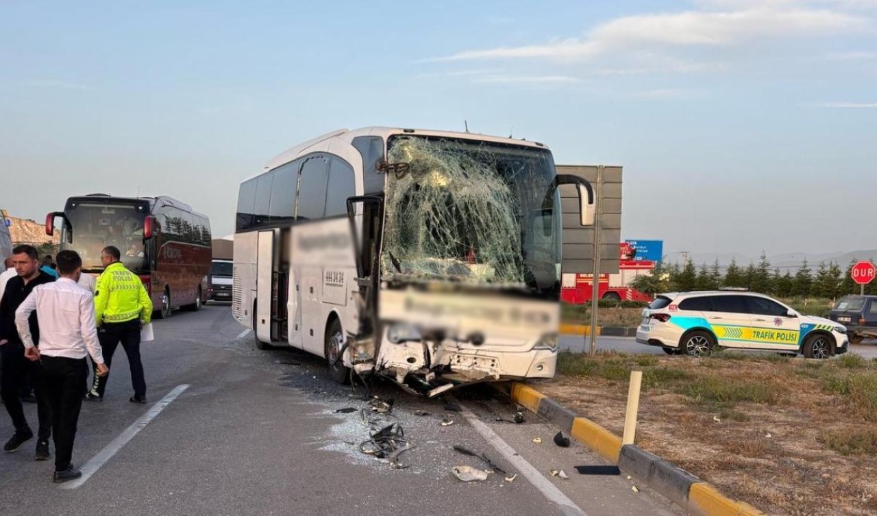 İki otobüsün çarpıştığı kazada 28 kişi yaralandı!