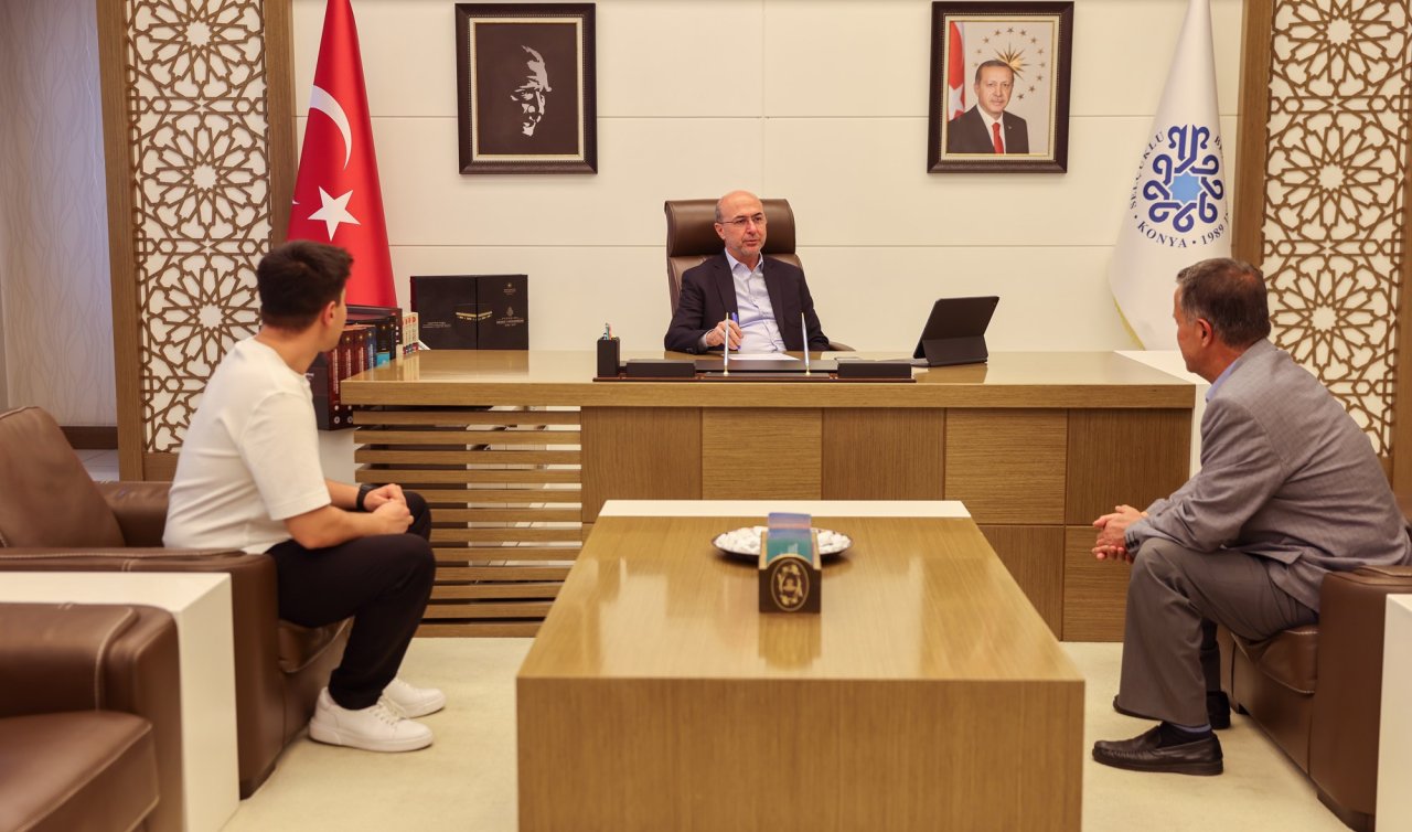  Başkan Pekyatırmacı Halk Günü’nde vatandaşlarla bir araya geldi