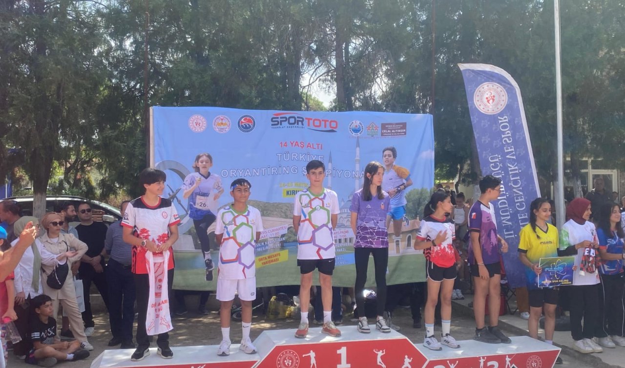 Sezai Karakoç İmam Hatip Ortaokulu’ndan büyük başarı! Türkiye birincisi oldular