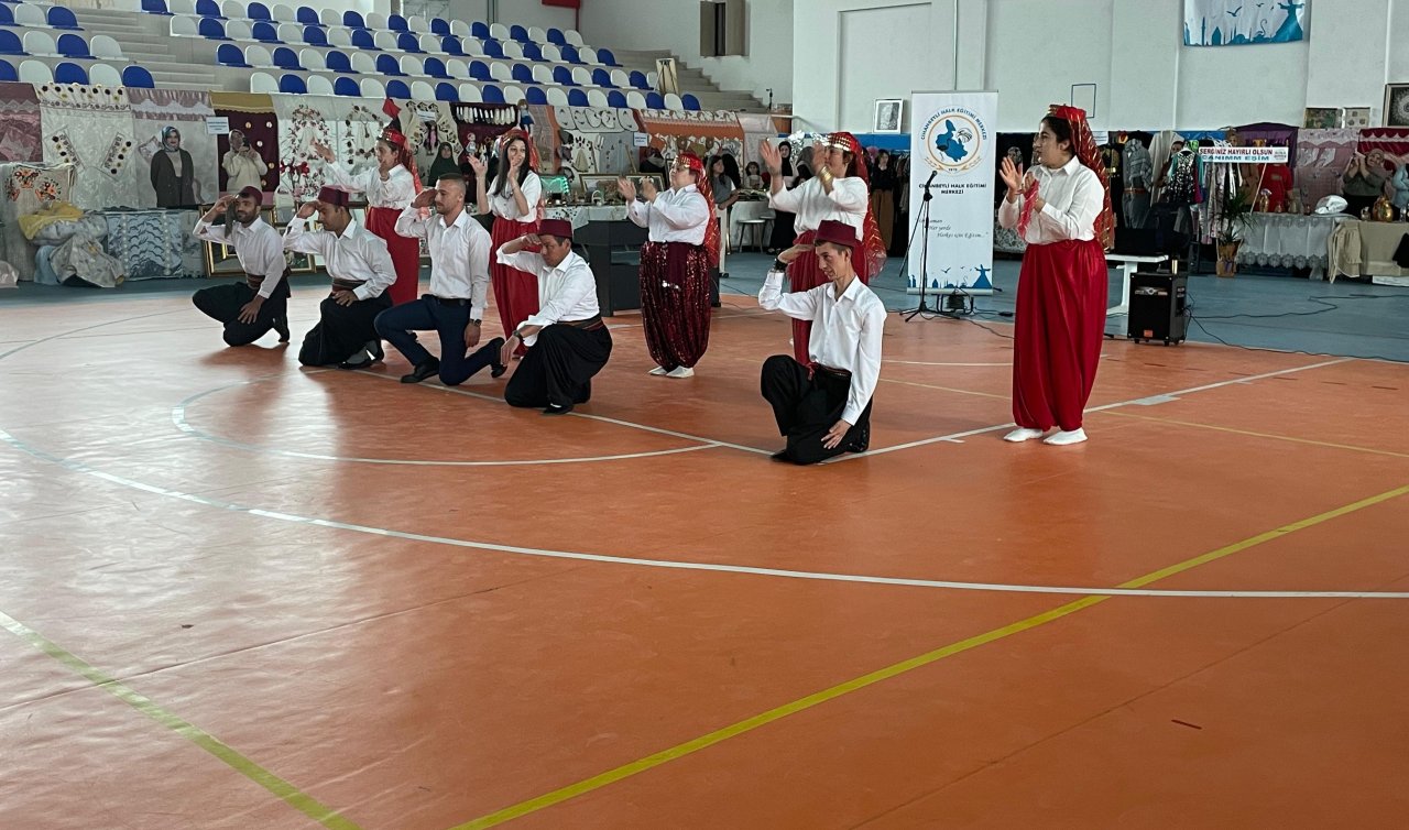 Cihanbeyli’de Hayat Boyu Öğrenme Haftası dolayısıyla yıl sonu programı gerçekleştirildi