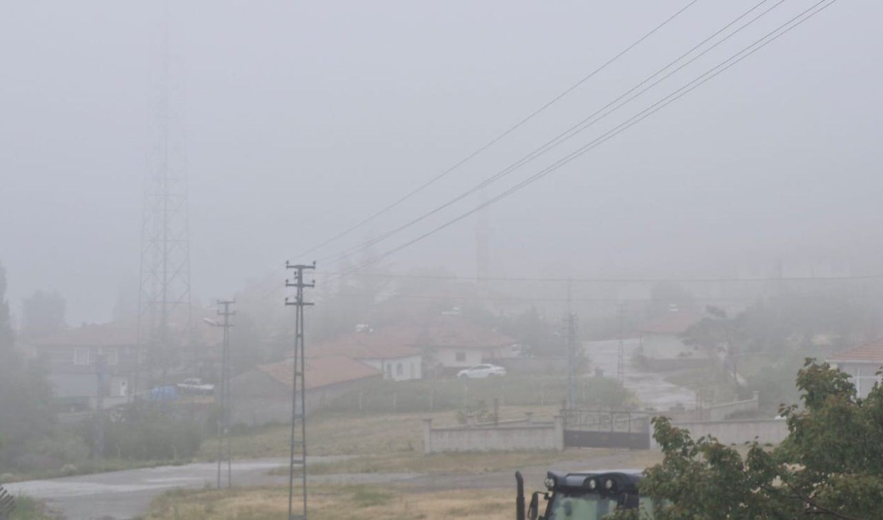 Konya’daki Karacadağ Zirvesi Yoğun Sise Teslim Oldu