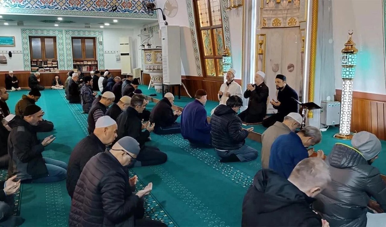 Kurban Bayramı sabah namazı kılınışı: Bayram namazı nasıl kılınır, kaç rekat? 