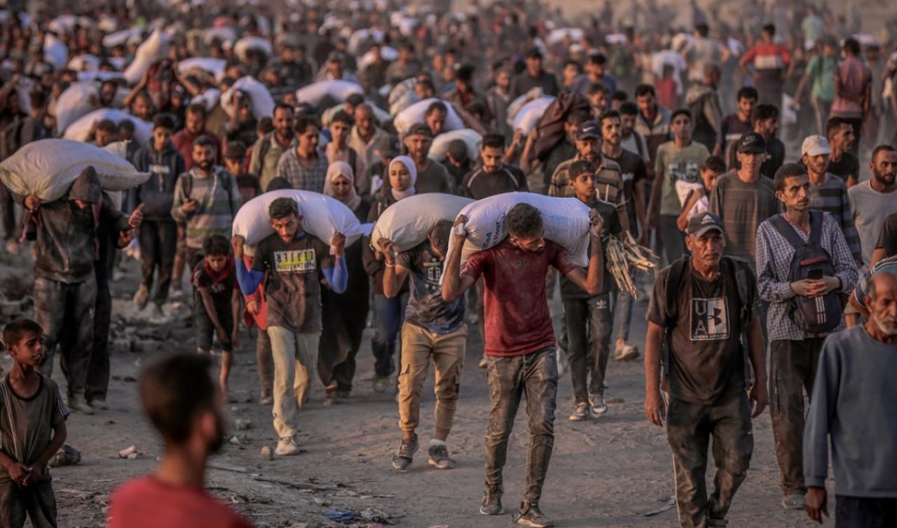 Katil İsrail Gazze’de yardım bekleyenlere saldırdı: 50 kişi hayatını kaybetti