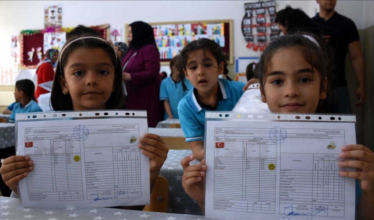 Gaziantep’te Karneler Ne Zaman, Kaçta Alınacak? Gaziantep’te Karneler Saat Kaçta Verilecek? Gaziantep’te İlkokul, Ortaokul ve Lisede Karneler Saat Kaçta Verilecek?