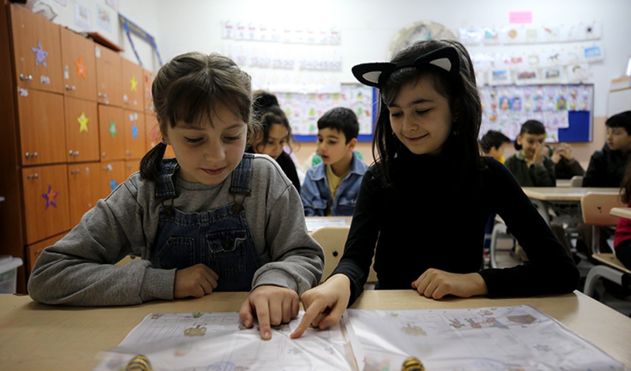 Bursa’da Karneler Ne Zaman, Kaçta Alınacak? Bursa’da Karneler Saat Kaçta Verilecek? Bursa’da İlkokul, Ortaokul ve Lisede Karneler Saat Kaçta Verilecek?