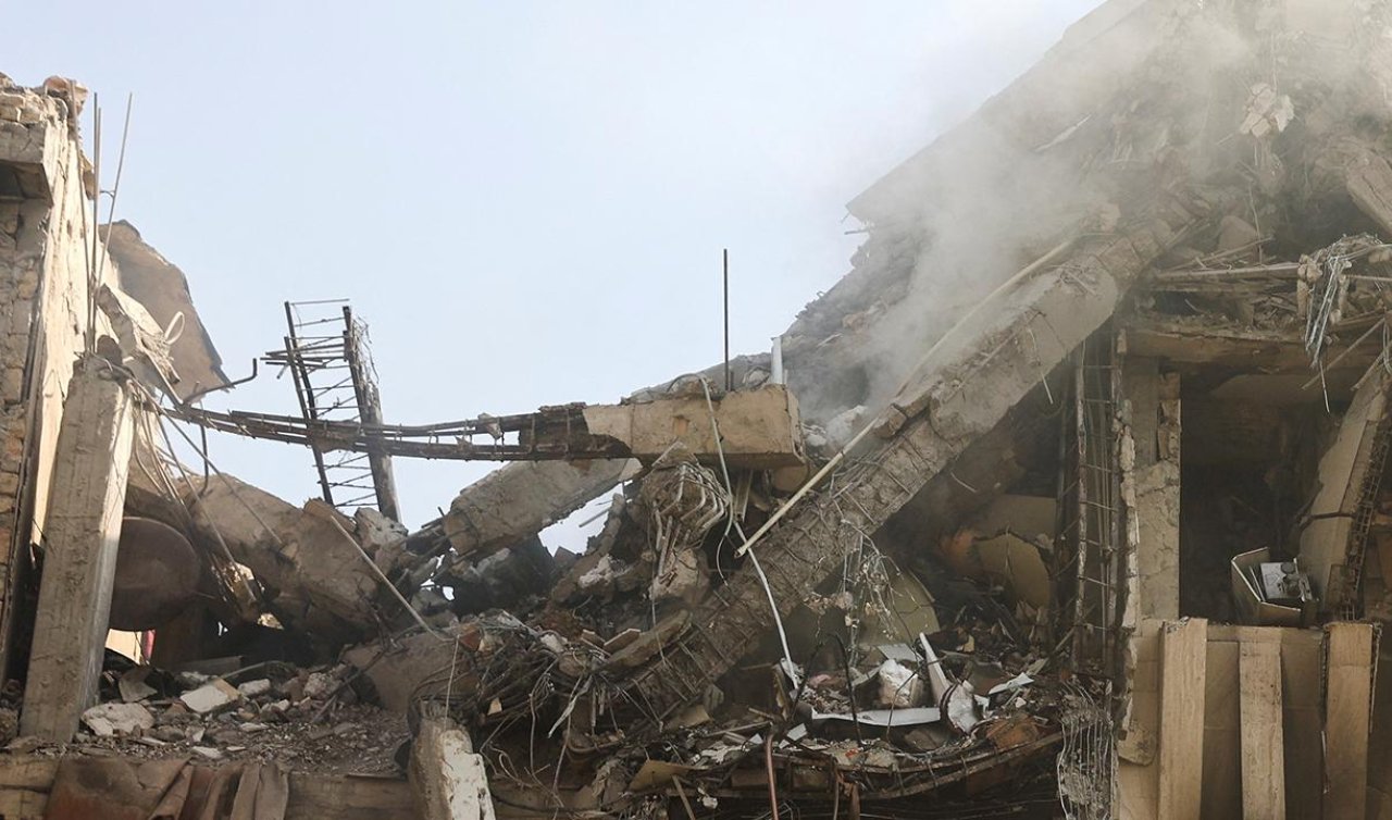 İsrail’in saldırılarında Tahran’da yaklaşık 332 bina hasar gördü