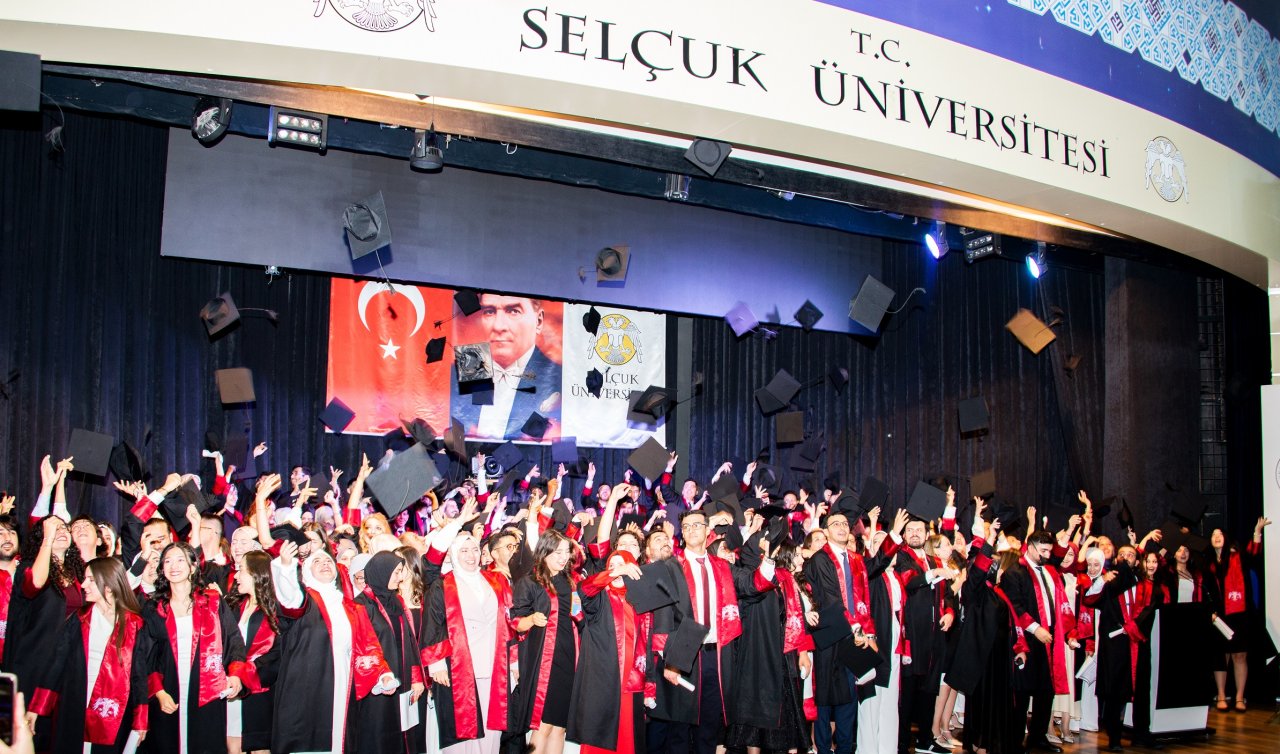 Selçuk Üniversitesi Tıp Fakültesinden 185 genç doktor mezun oldu