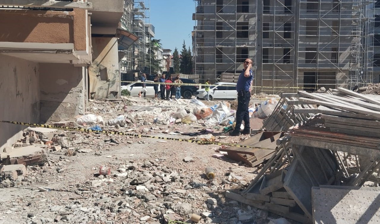 İnşaattan atılan molozlar çocukların üzerine düştü: 3 yaralı