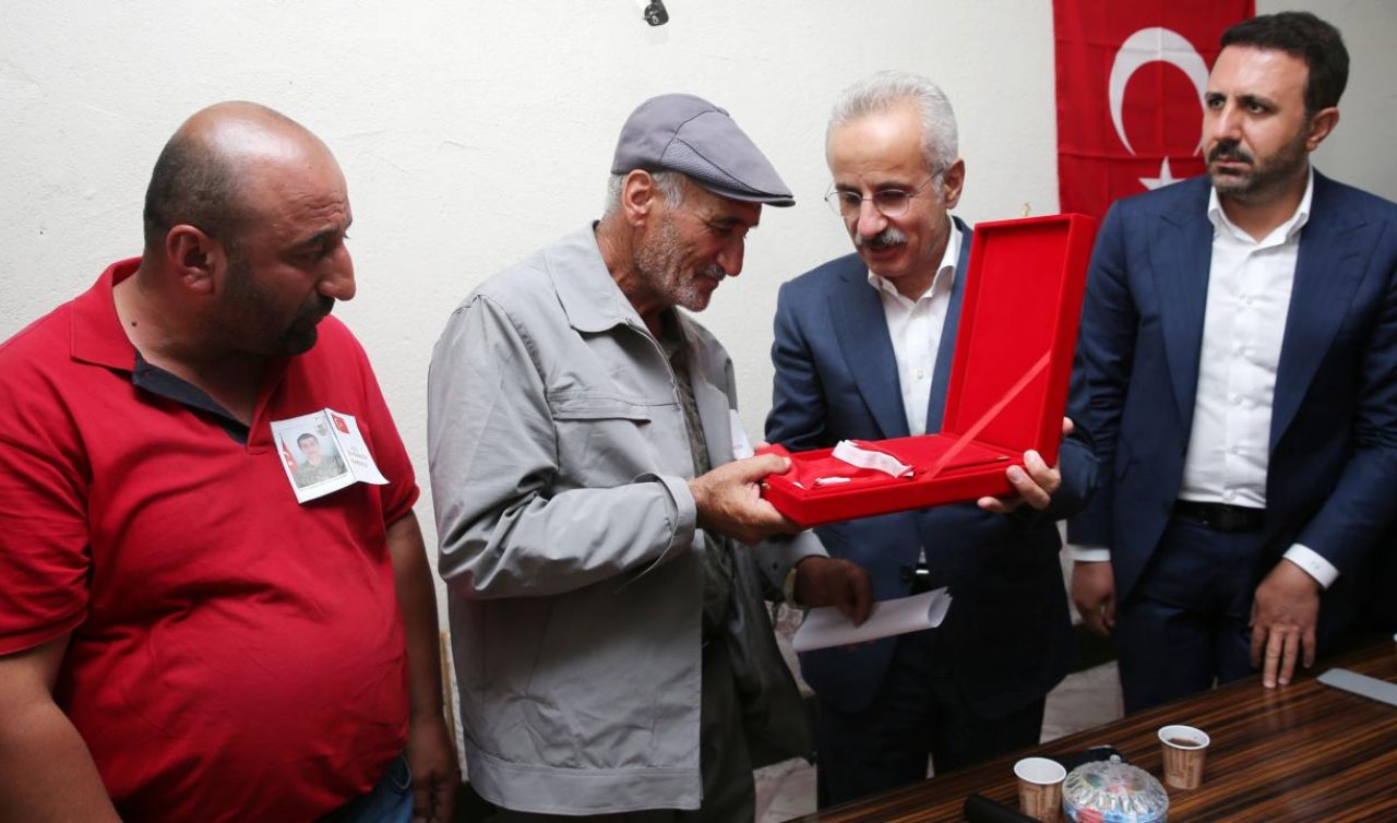 Bakan Uraloğlu’ndan şehit Yeşildemir’in ailesine taziye ziyareti