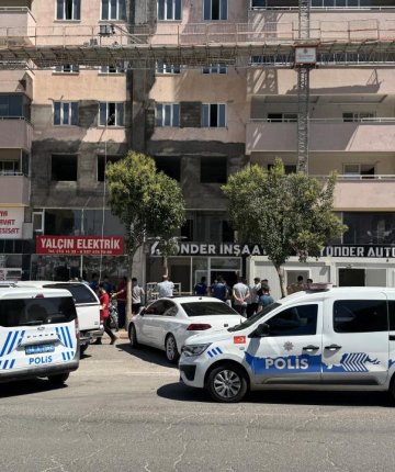 Kahramanmaraş’ta iskele çöktü: 2 işçi hayatını kaybetti