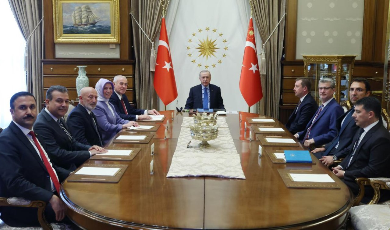 Cumhurbaşkanı Erdoğan Kamu Başdenetçisi Akarca’yı kabul etti