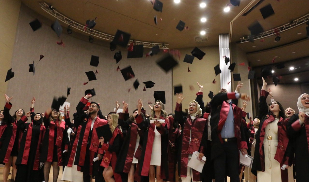 Konya Gıda ve Tarım Üniversitesi’nde mezuniyet coşkusu