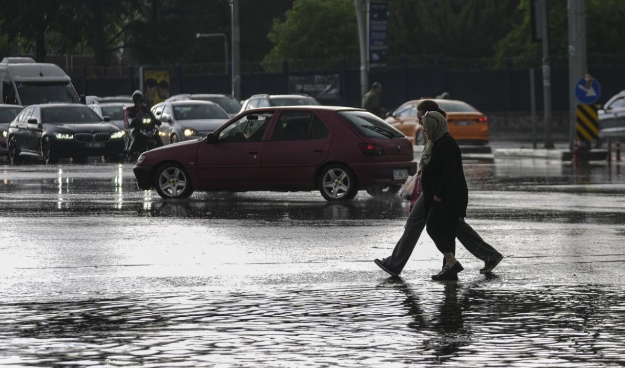 Meteoroloji 4 ili uyardı: Kuvvetli rüzgar ve sağanak bekleniyor