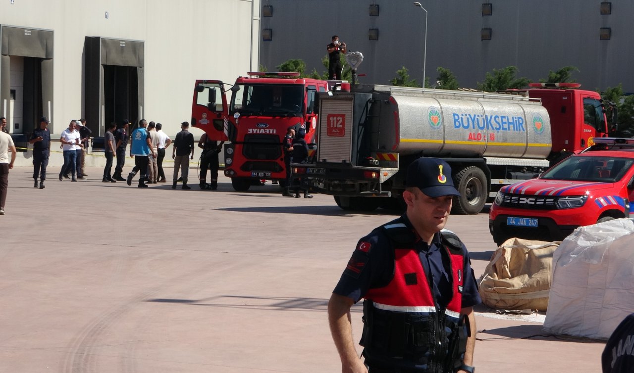 Malatya’da akrilik plaka fabrikasında patlama! 3 yaralı