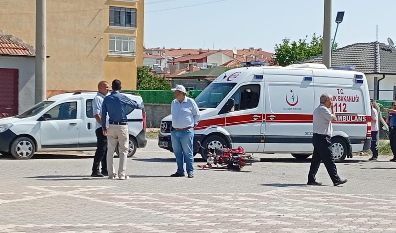 Kulu’da otomobil ile elektrikli bisiklet çarpıştı: 1 yaralı