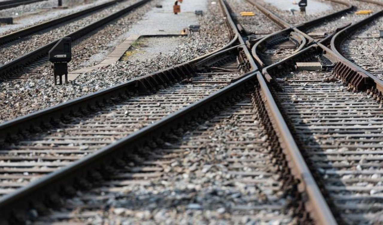 Türkiye’yi Nahçıvan’a bağlayacak demir yolu projesine 2,4 milyar euroluk finansman