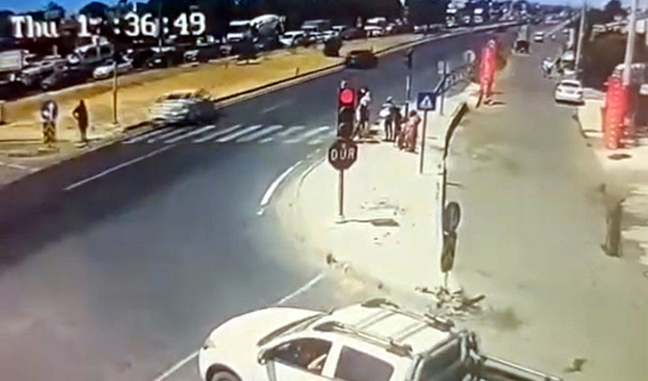 Yaya geçidinde otomobilin çarptığı yaya ağır yaralandı