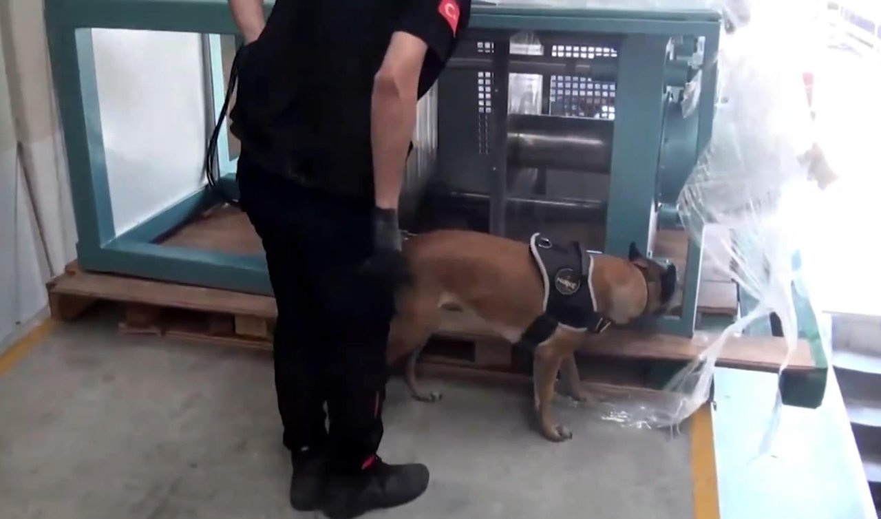 Tır’da 60 kilogram kokain ele geçirildi; 1 gözaltı