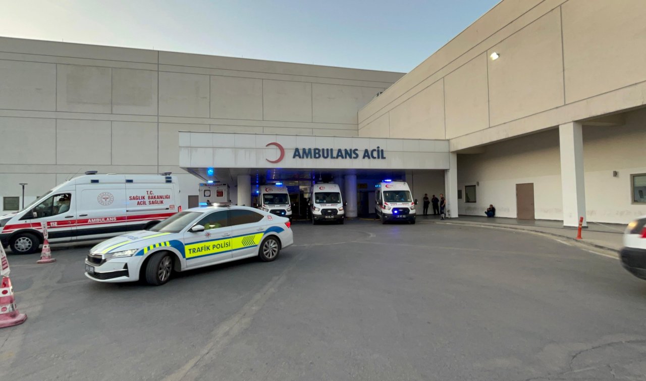 Kamyonla çarpışan otomobildeki 2 polis yaralandı