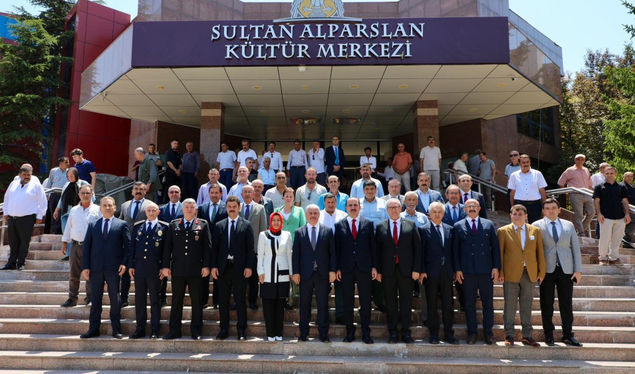 Konya’nın muhtarları için Valilik ve üniversiteden eğitim iş birliği