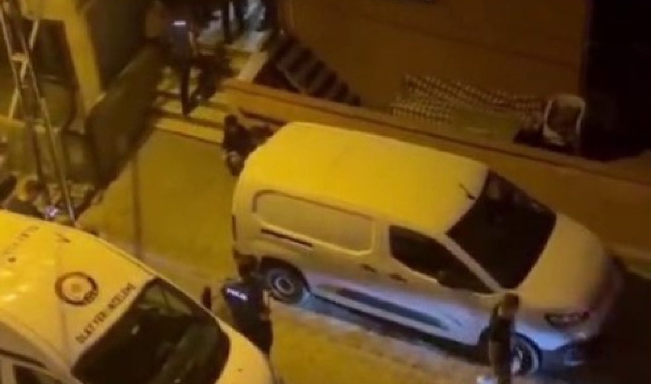 Aile faciası: Anne ve babasını bıçaklayarak öldürdü