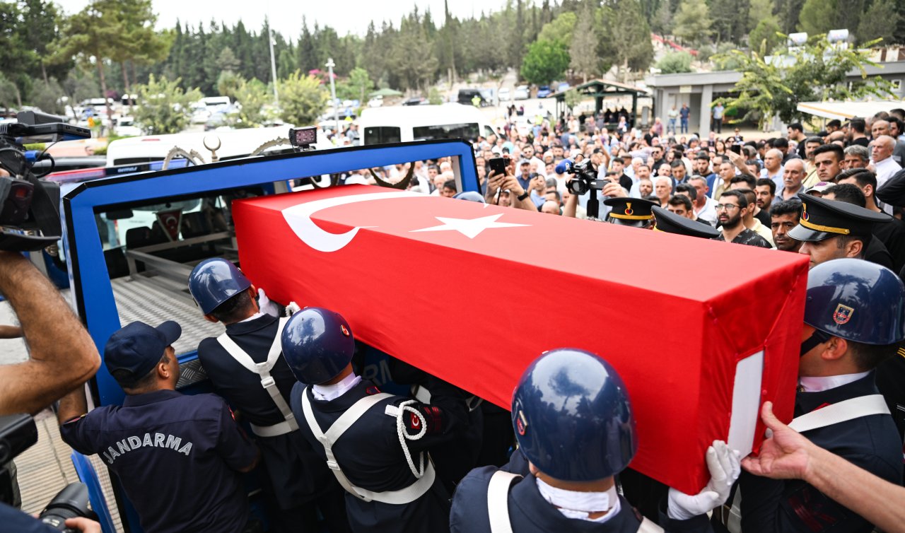 Şırnak’ta şehit olan uzman çavuşun cenazesi Adana’da defnedildi