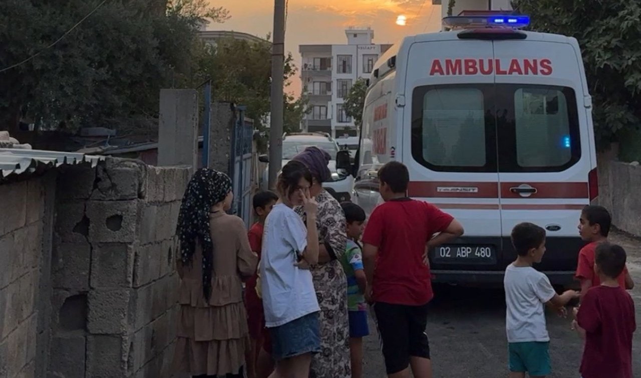 3 Katlı binanın tepesinden düşen kişi ağır yaralandı