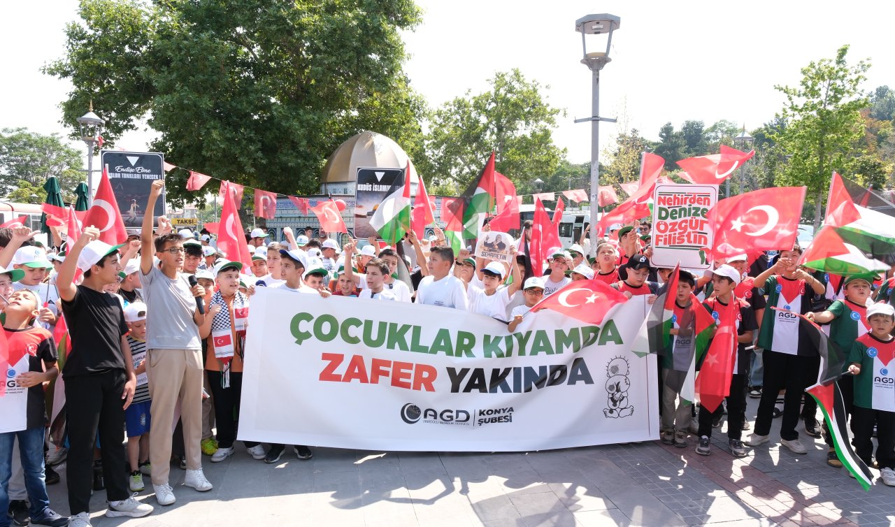 Konya’da öğrenciler Filistin’e destek için bir araya geldi
