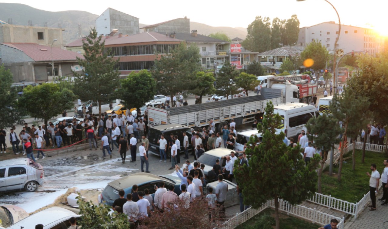 Freni boşalan tır 11 araca çarptı!