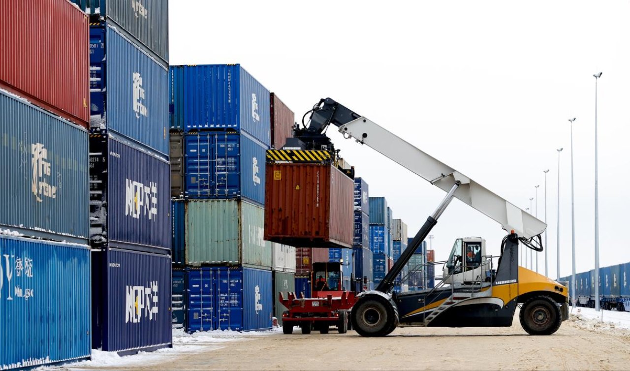 Türkiye’nin komşularına ihracatı 15,6 milyar dolara yaklaştı