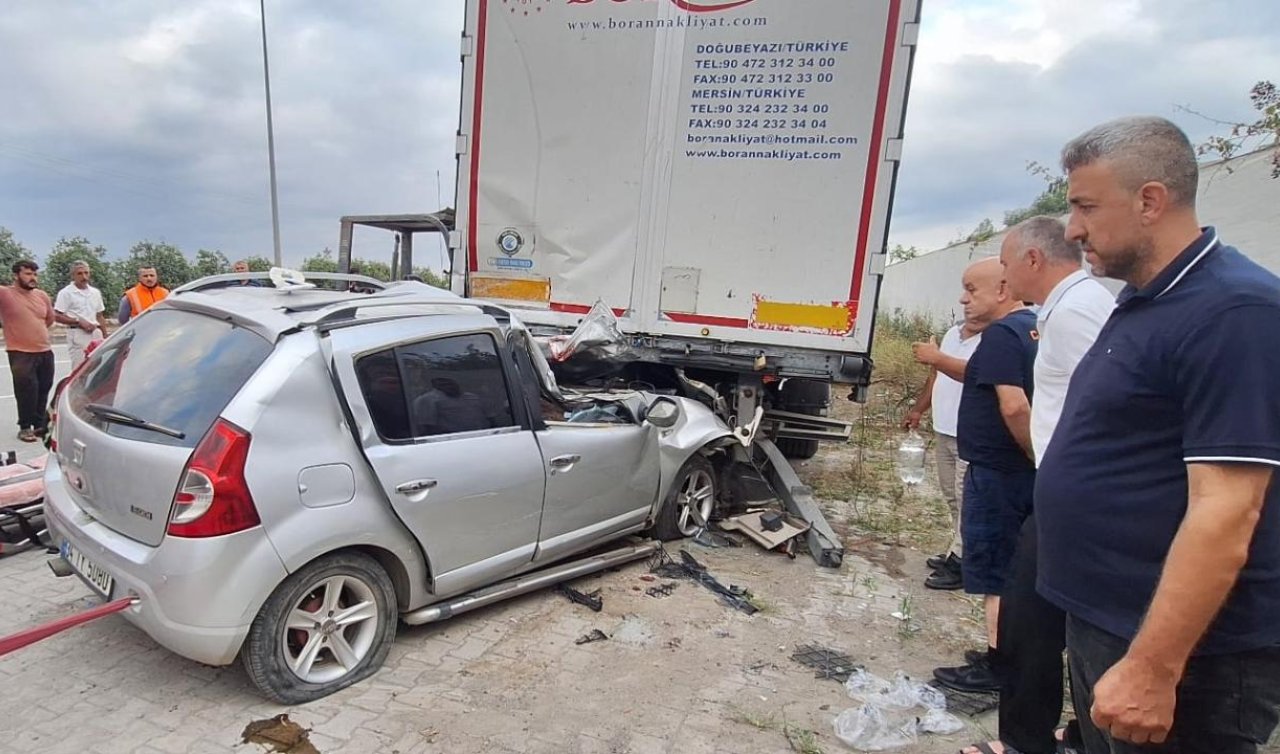 Tıra arkadan çarpan otomobildeki 2 kişi öldü 2 kişi yaralandı