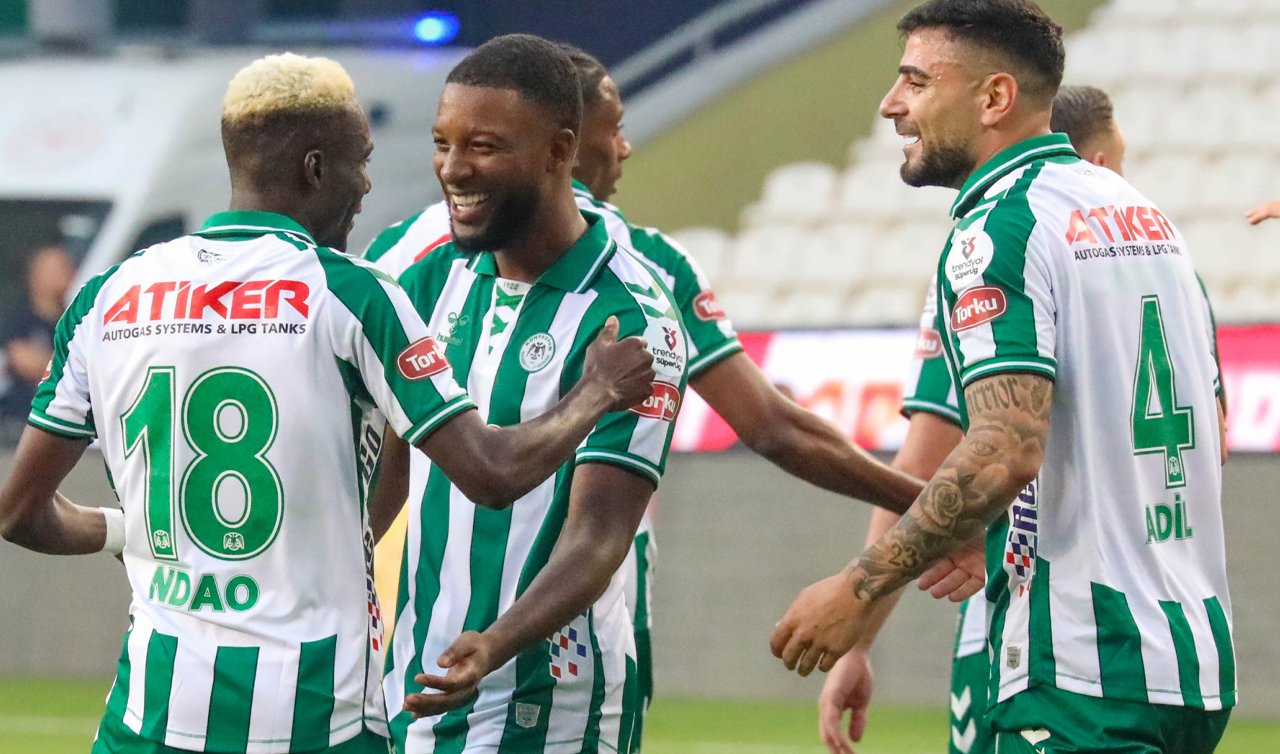 Konyasporlu Bazoer milli tercihini değiştirdi
