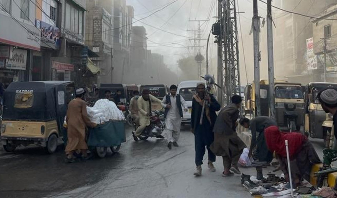 Pakistan’da patlama: En az 4 kişi hayatını kaybetti