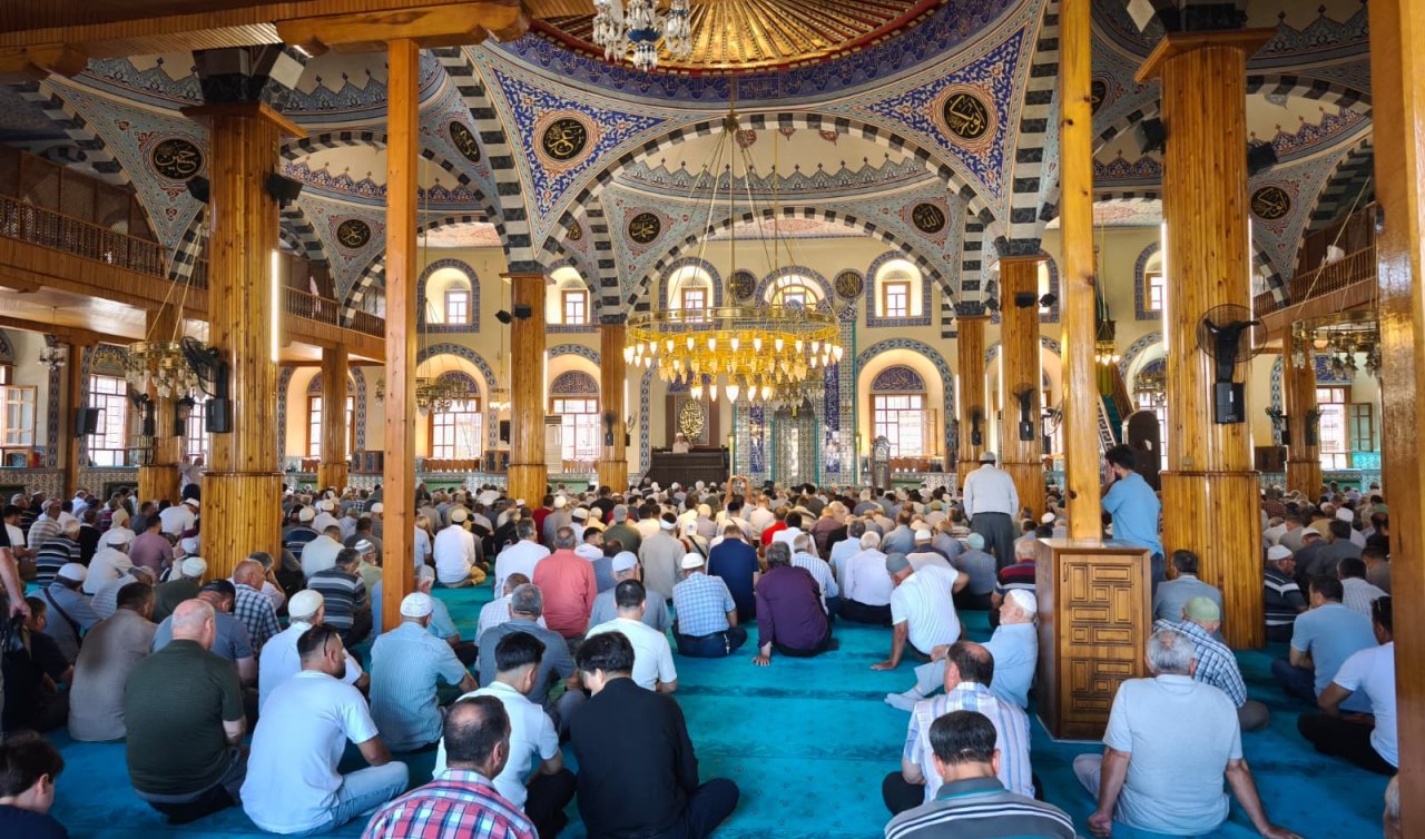 Müftü Halil Taş’tan Kapu Camii’nde cemaate ilk vaaz