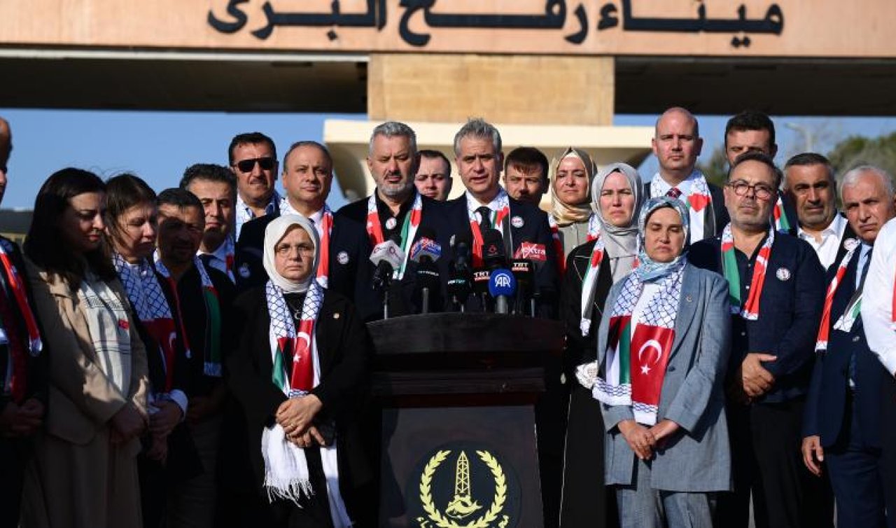 AK Parti heyeti Refah Sınır Kapısı’ndan dünyaya seslendi: Gazze halkı yalnız değildir